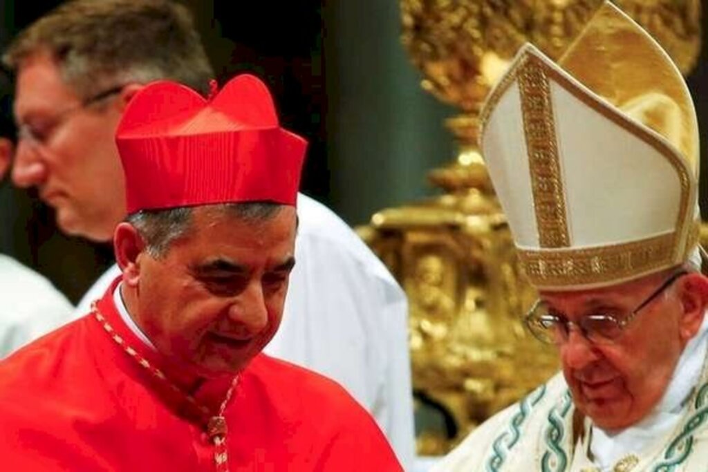  - Cardeal Giovanni Angelo Becciu, uma das figuras de maior escalão dentro do Vaticano