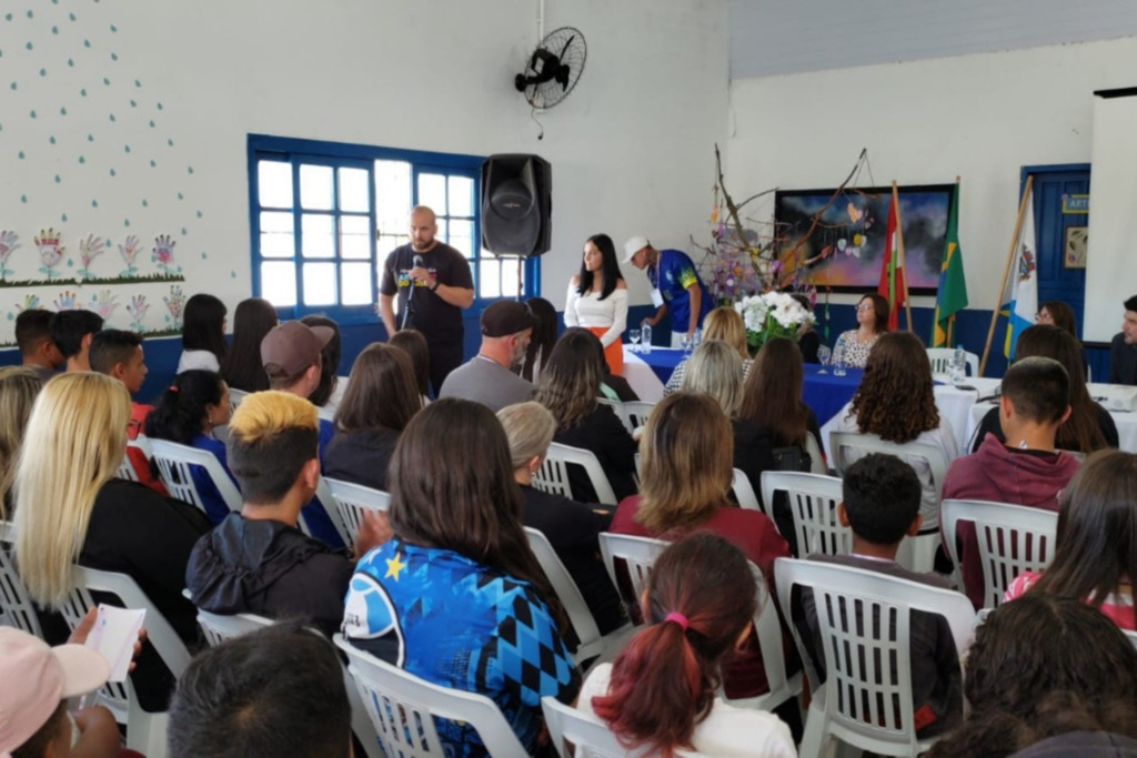 Conferência Municipal dos Direitos da Criança e do Adolescente é realizada em Balneário Arroio do Silva