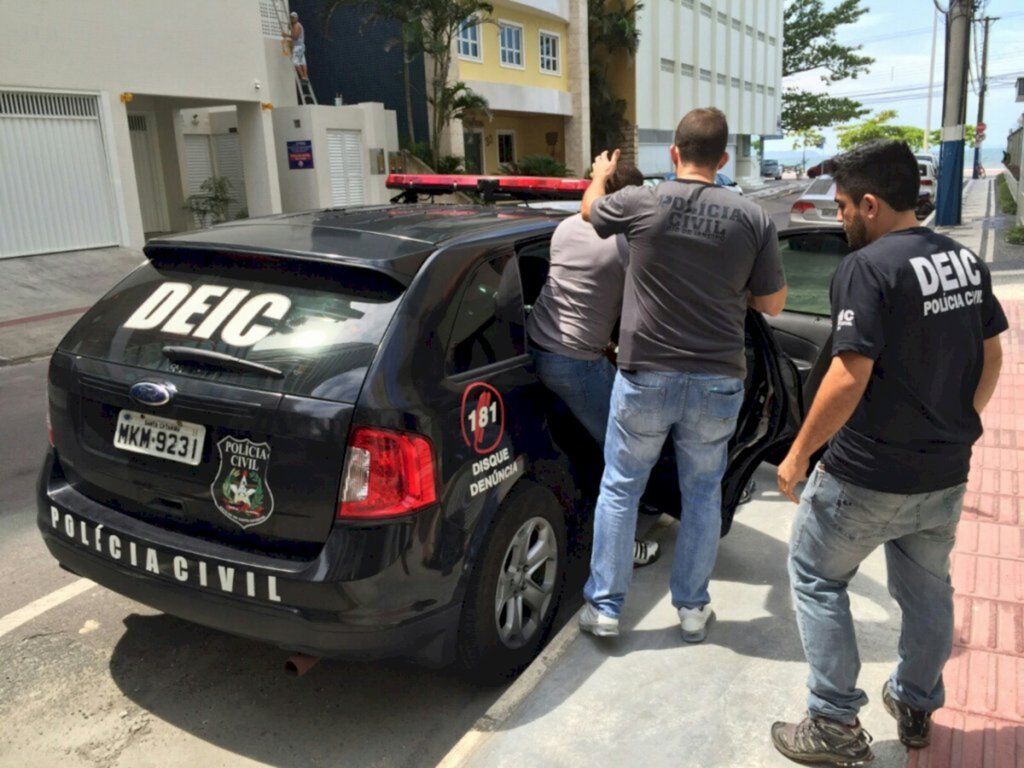 Policia prende membro de facção criminosa do Amapá que contratava caixeiros de Joinville