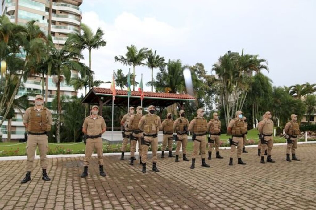 8º Batalhão de Polícia Militar recebe 13 novos policiais