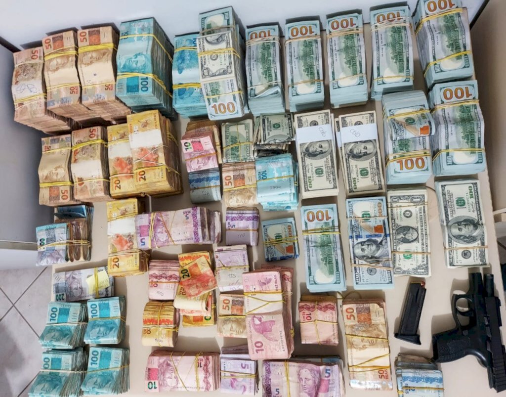 Investigação policial resulta na apreensão de mais de R$ 4 milhões em dinheiro