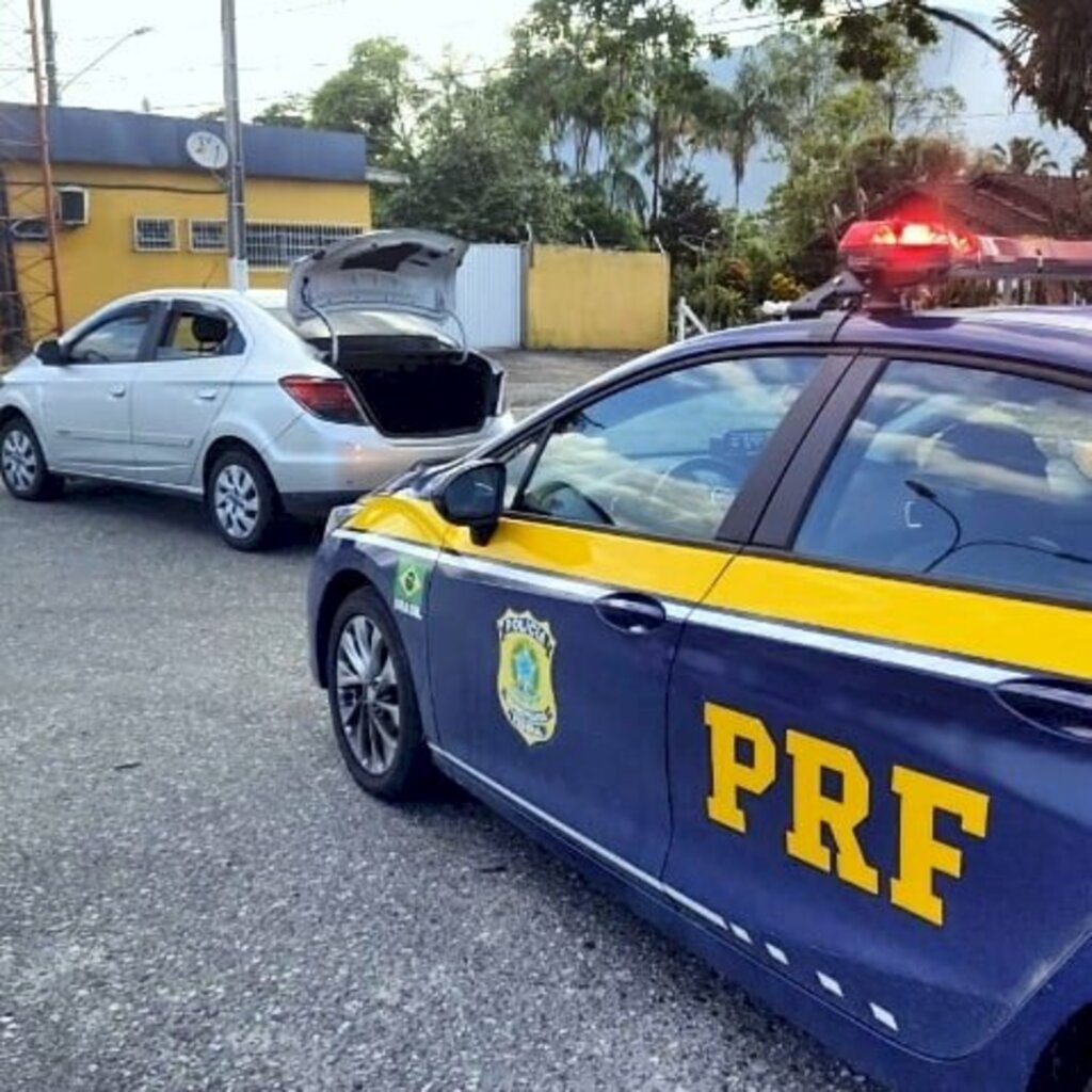 Homens que realizaram sequestro relâmpago são presos na BR 101 em Joinville