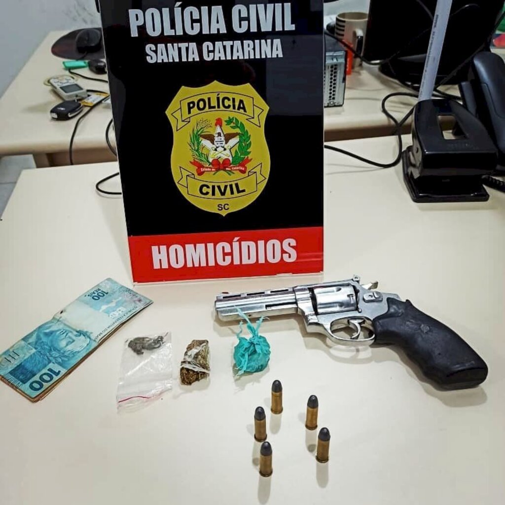 Polícia realiza prisão por crime de homicídio ocorrido no Boehmerwald