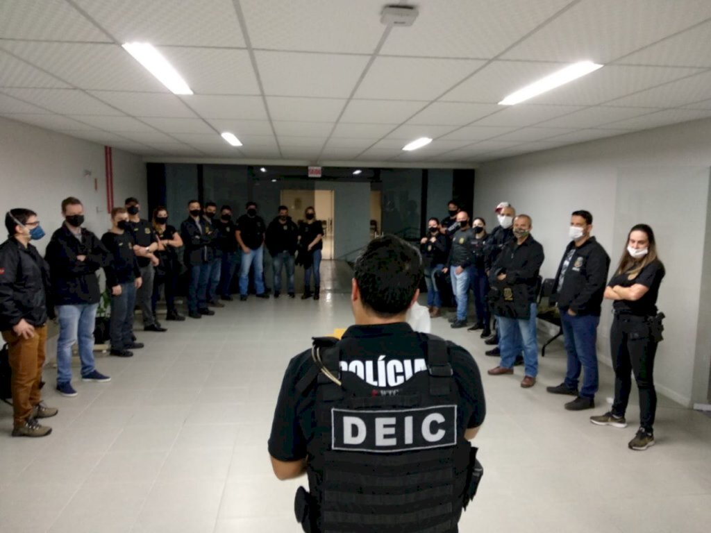 Operação proteger da Polícia Civil cumpre mandados de prisão