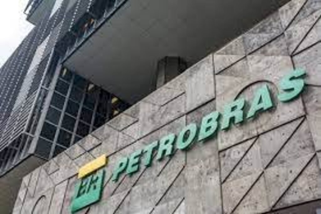 Petrobras elege novo presidente e ações disparam