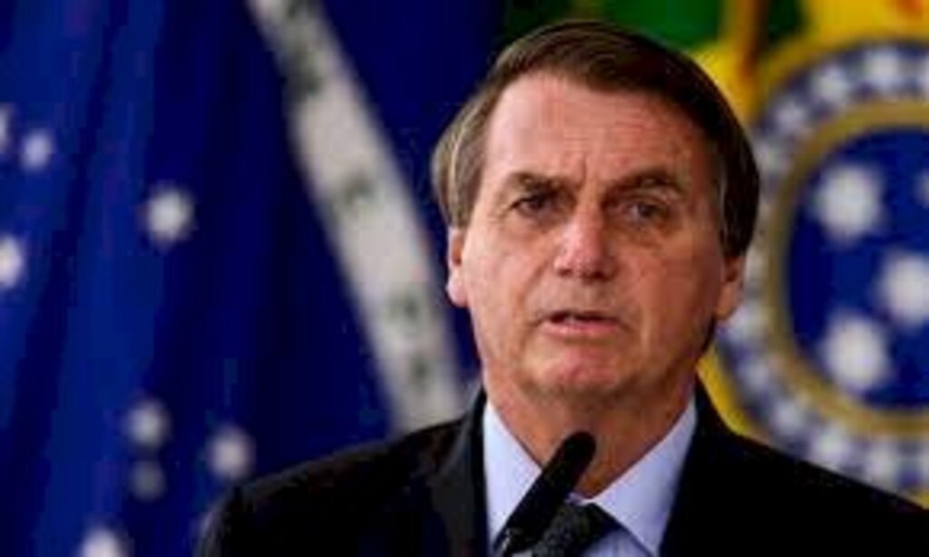 Bolsonaro cobra investigação de morte de petista