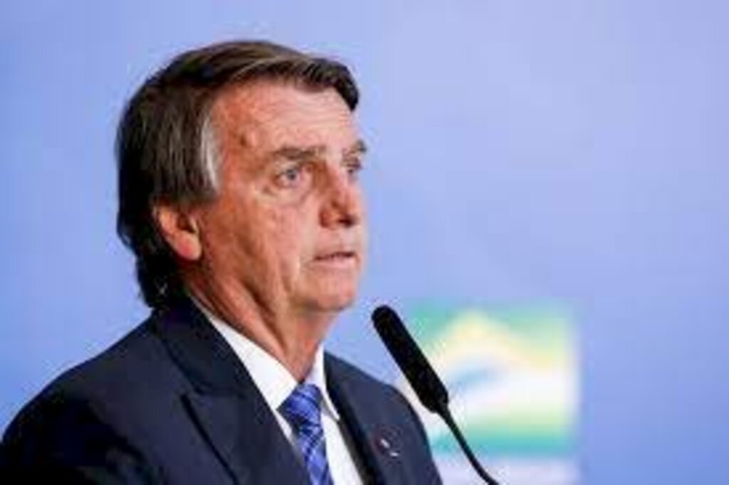 Bolsonaro repete que é 'inadmissível' governadores serem contra reduzir ICMS