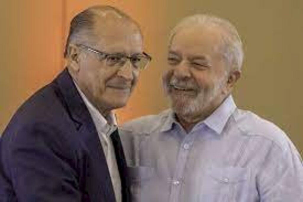 PT adia lançamento da chapa Lula-Alckmin para 7 de maio