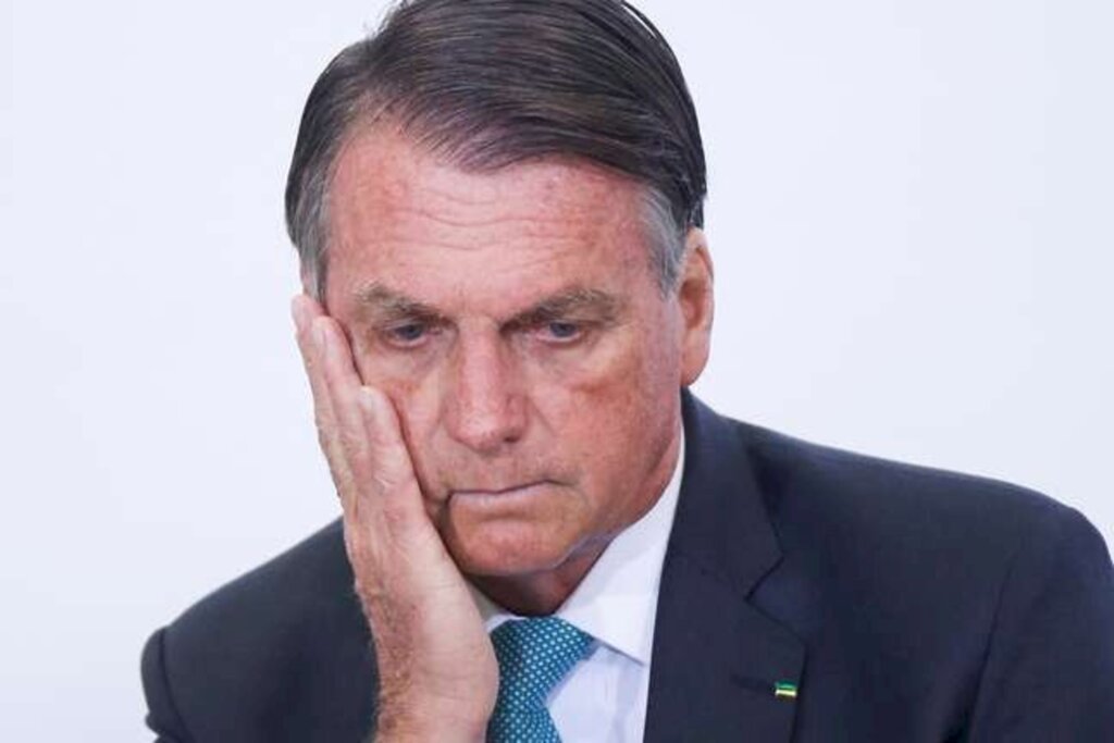 Bolsonaro depõe à PF sobre suposta interferência na polícia