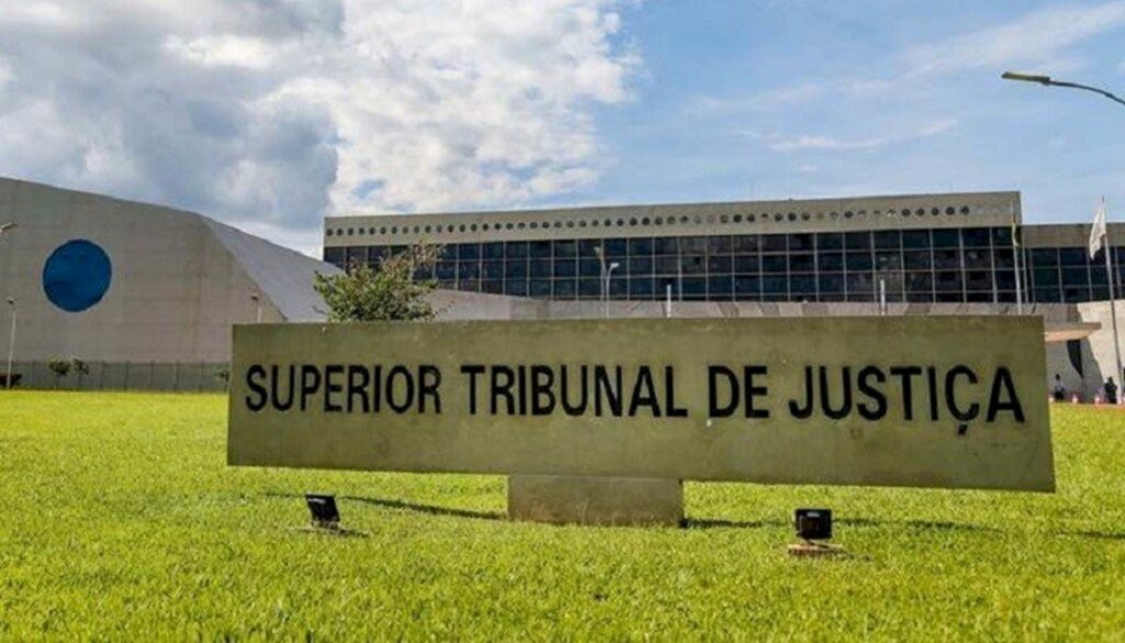 STJ autoriza prefeito condenado por improbidade a concorrer à reeleição