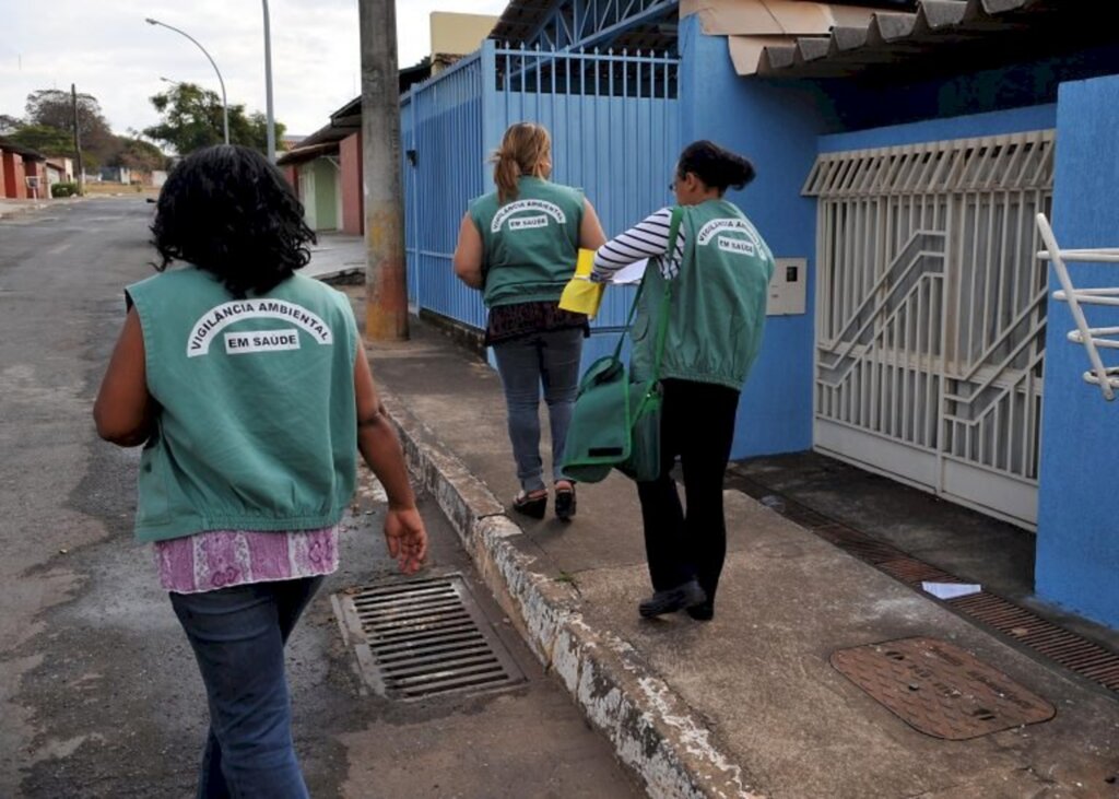 Projeto prevê pagamento de adicional a agentes comunitários de saúde e de combate a endemias