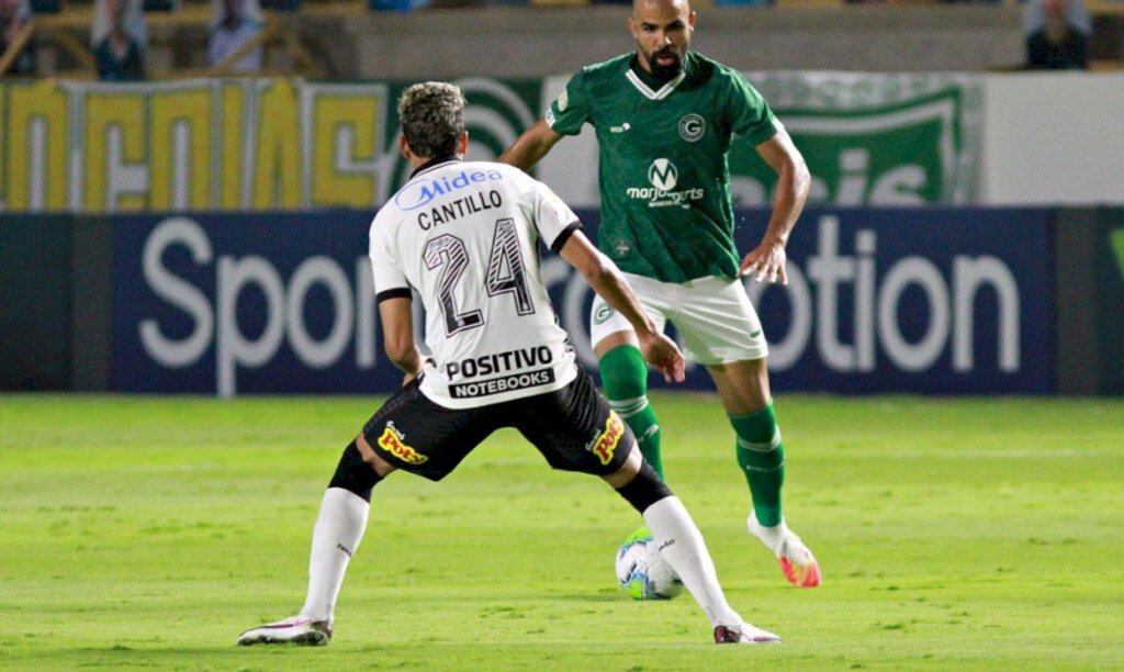 Corinthians não sai do 0 a 0 com Goiás e permanece no G5 do Brasileiro