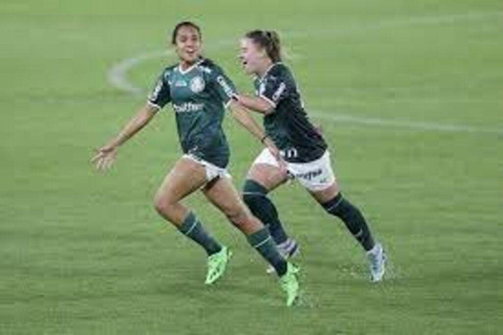 Palmeiras supera forte chuva e vence na estreia da Libertadores Feminina