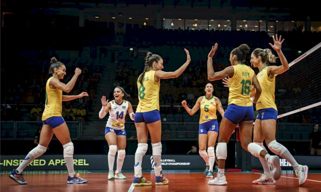 Brasil vai às quartas após virar contra Bélgica no Mundial de Vôlei