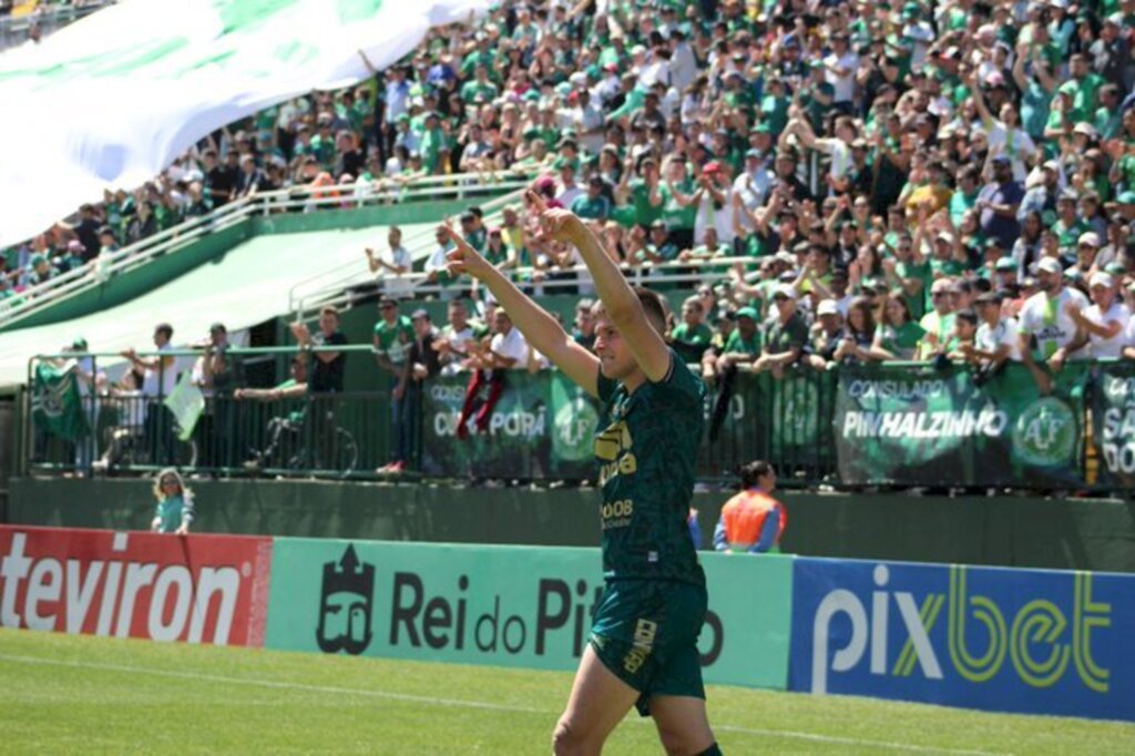 Chapecoense supera o CSA por 1 a 0