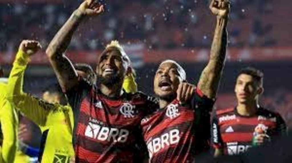 São Paulo é derrotado pelo Flamengo na ida da semifinal da Copa do Brasil