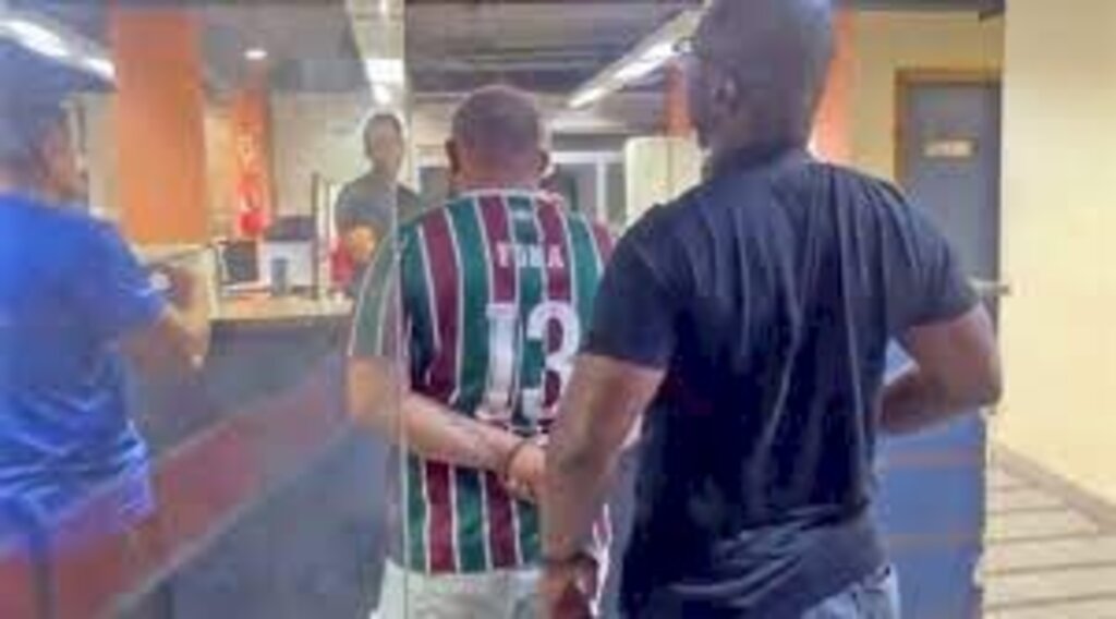 Traficante é preso durante partida do Fluminense no Maracanã