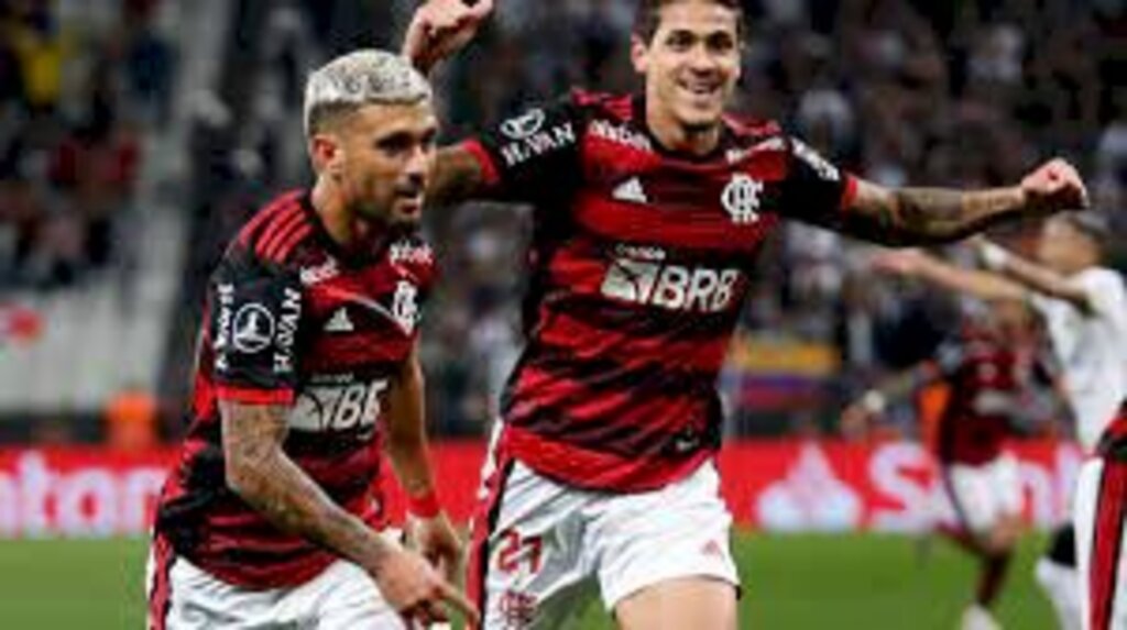 Corinthians perde em casa e Flamengo abre vantagem por vaga na semifinal da Libertadores