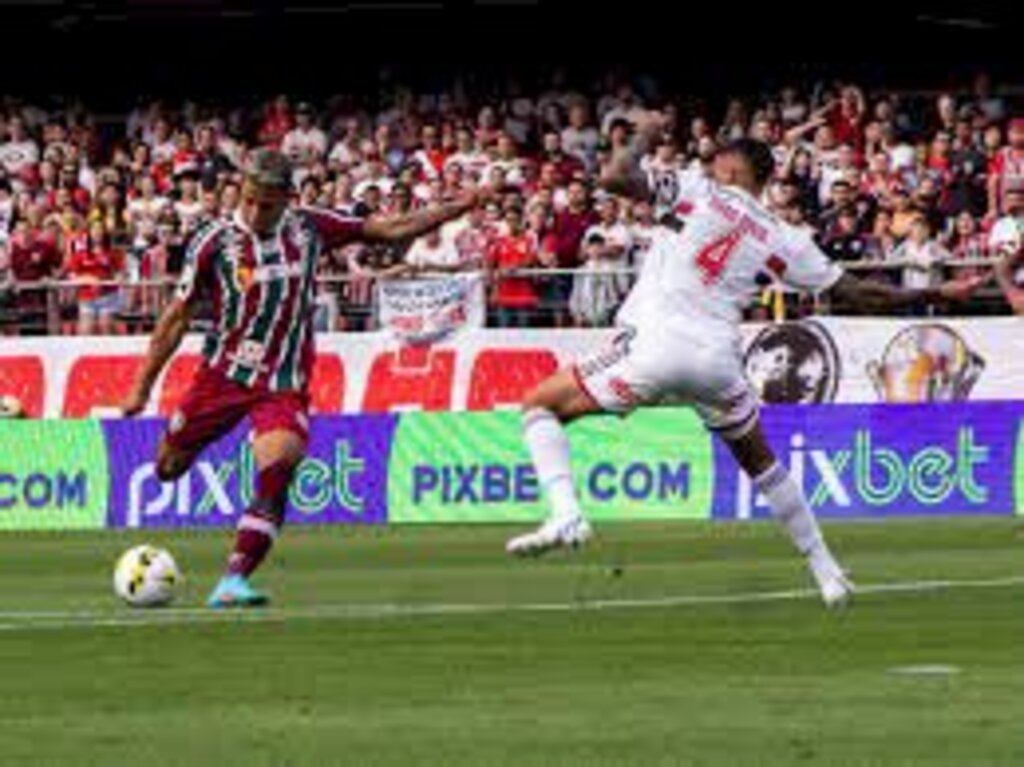 São Paulo empata com Fluminense no Morumbi e perde chance de encostar no G6 do Brasileirão