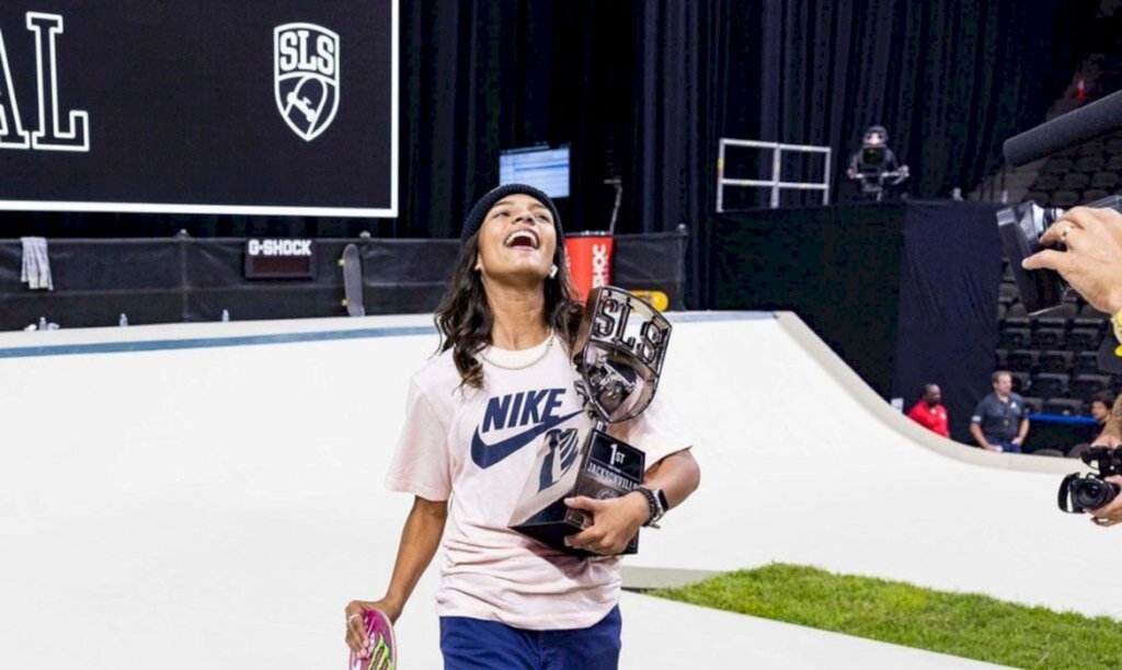 Rayssa vence e Pamela é 3ª em etapa da Liga Mundial de Skate Street