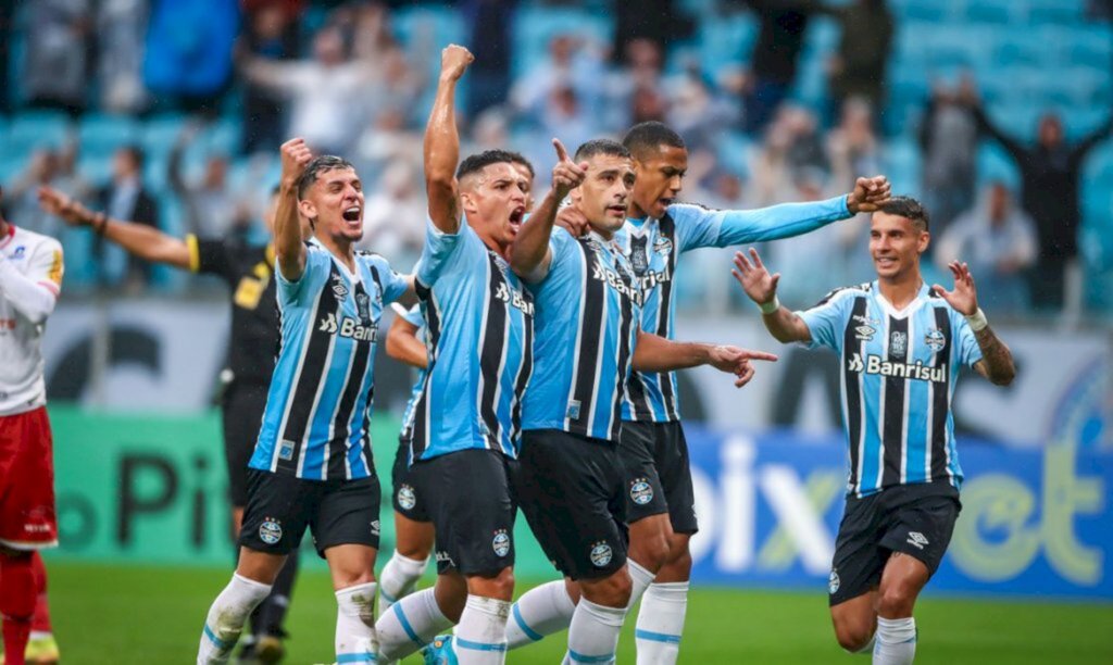 Série B: Grêmio vence Tombense e Sampaio Corrêa bate Vasco em casa