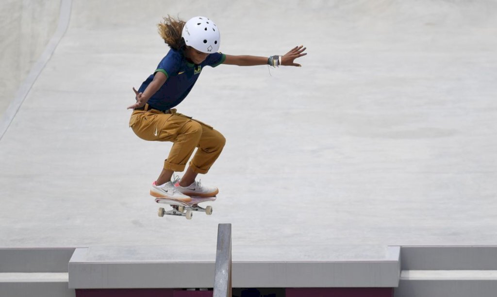 Rayssa, Pâmela e Gabi vão à final de etapa do Mundial de Skate Street