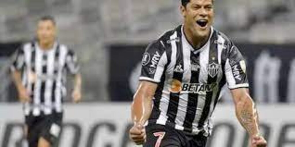 Hulk marca de pênalti e garante o Atlético-MG nas quartas da Libertadores