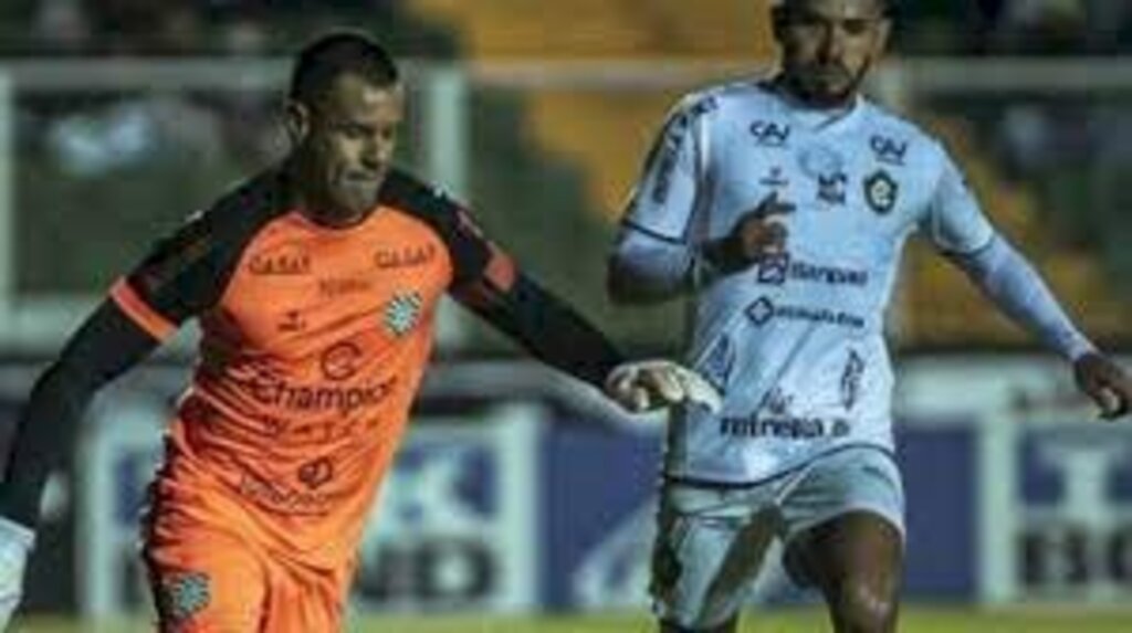 Figueirense e Remo empatam sem gols pela Série C