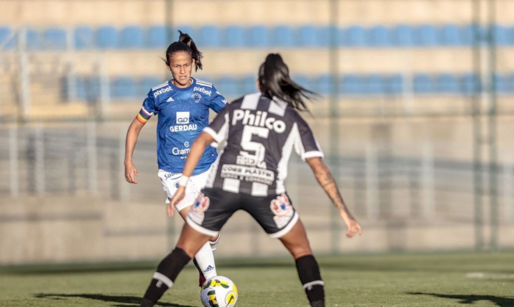 Cruzeiro derrota Santos por 4 a 2 no Brasileiro Feminino