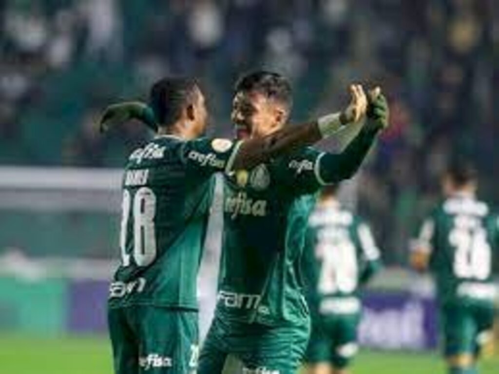 Palmeiras supera o Juventude fora de casa e encosta no topo do Brasileirão