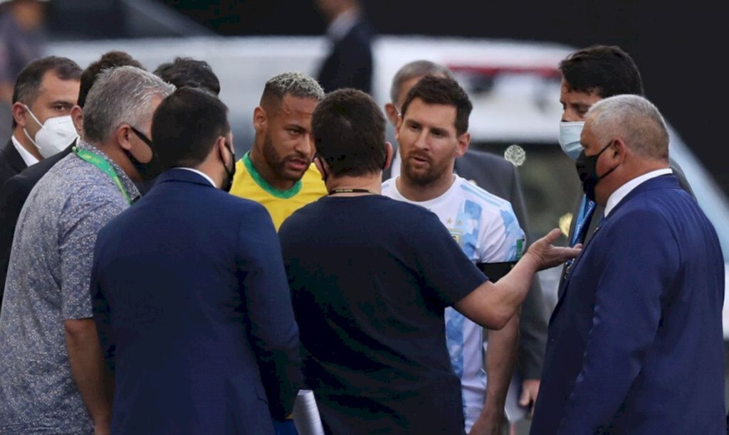 Fifa indefere recurso e reagendará duelo suspenso Brasil x Argentina