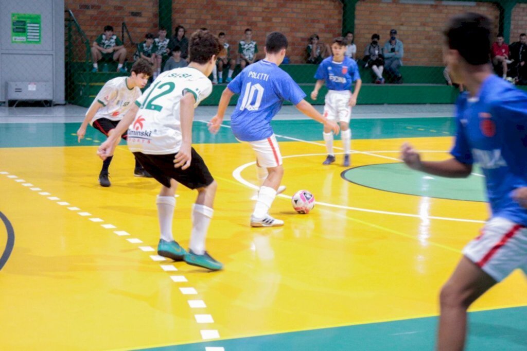 Começam os jogos do futsal masculino do Jeville