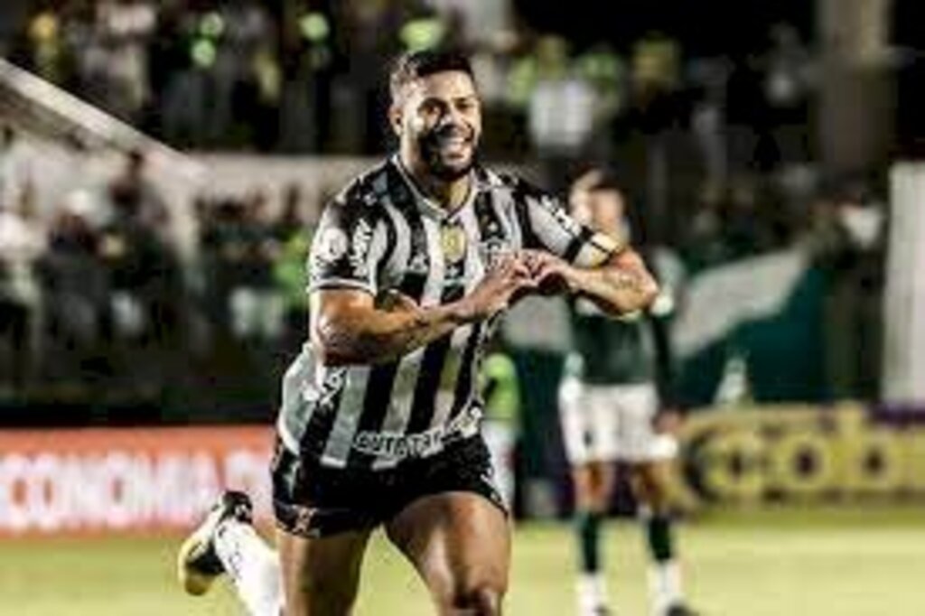 Atlético-MG sai na frente, mas cede empate ao Goiás no Brasileirão