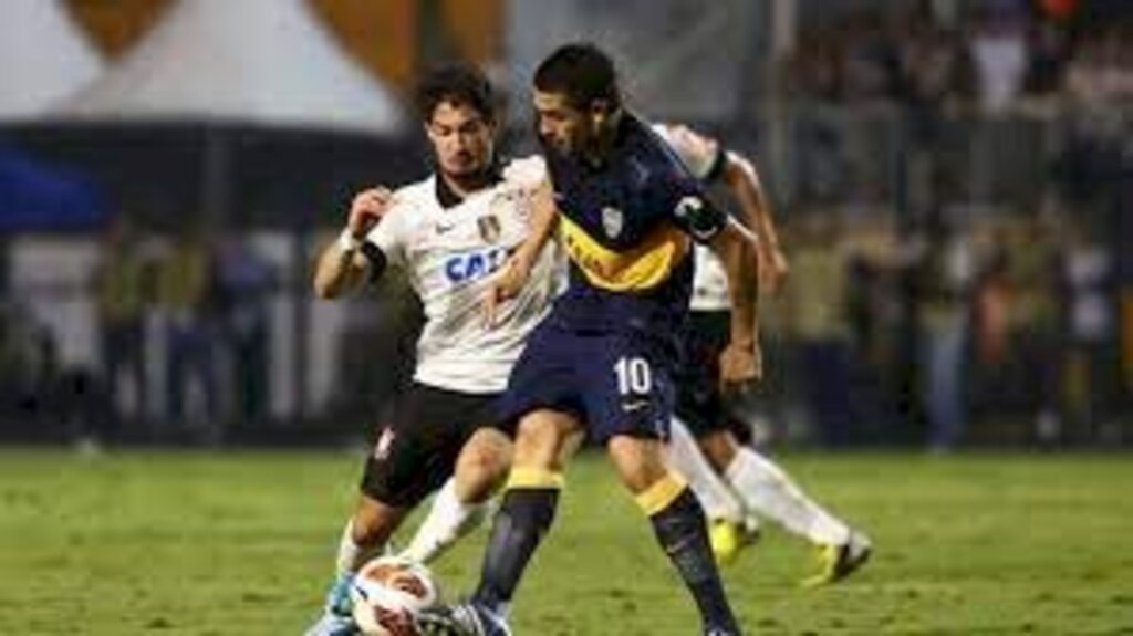 Corinthians x Boca Juniors-ARG: prováveis escalações, desfalques e onde assistir