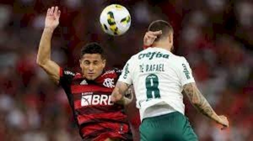 Flamengo e Palmeiras fazem bom jogo no Maracanã, mas empatam sem gols