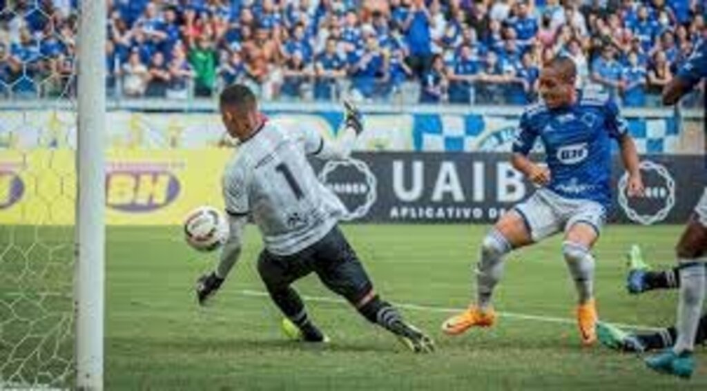 Cruzeiro vence o Athletic pela semifinal do Campeonato Mineiro