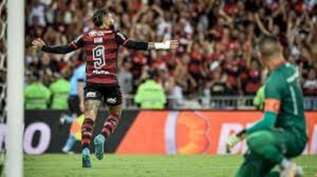 Na reabertura do Maracanã, Flamengo faz 6 no Bangu