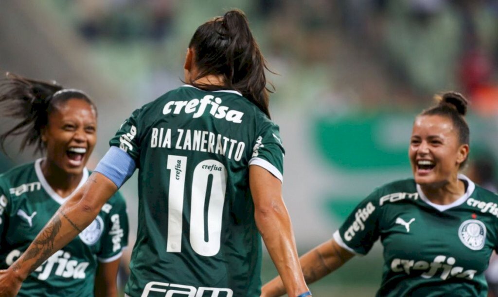 Palmeiras derrota Atlético-MG na abertura do Brasileiro Feminino