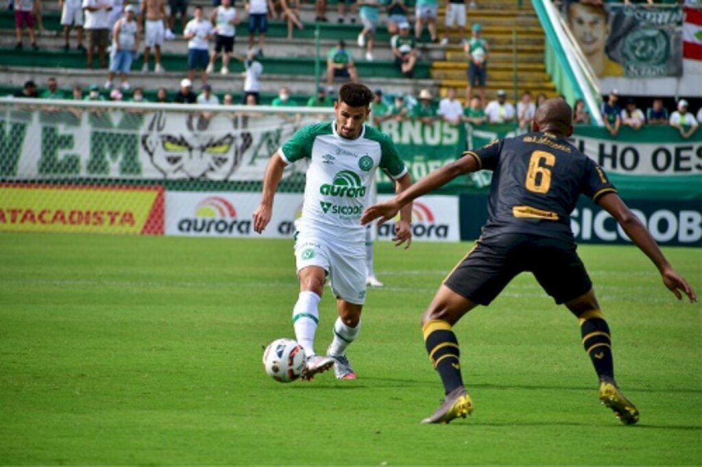 Divulgação/Julia Galvão/Chapecoense-Lance - 