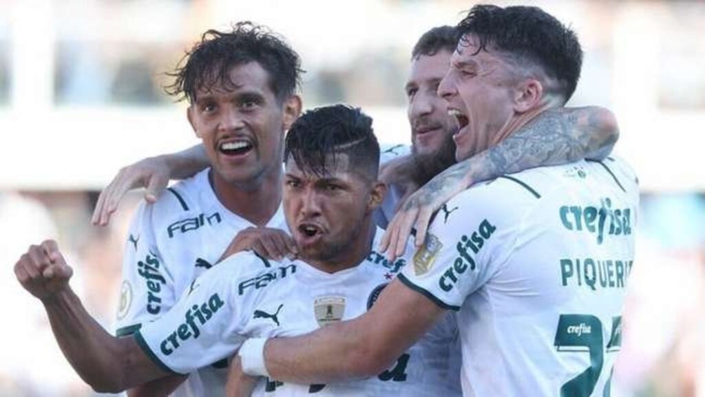 Palmeiras vai jogar final do Mundial com camisa branca