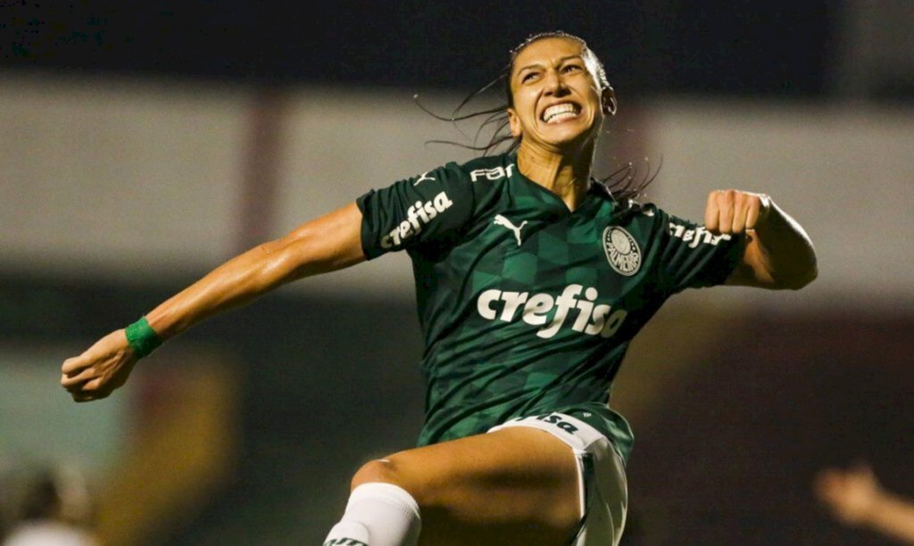 Artilheira do Brasileiro Feminino, Bia Zaneratto retorna ao Palmeiras