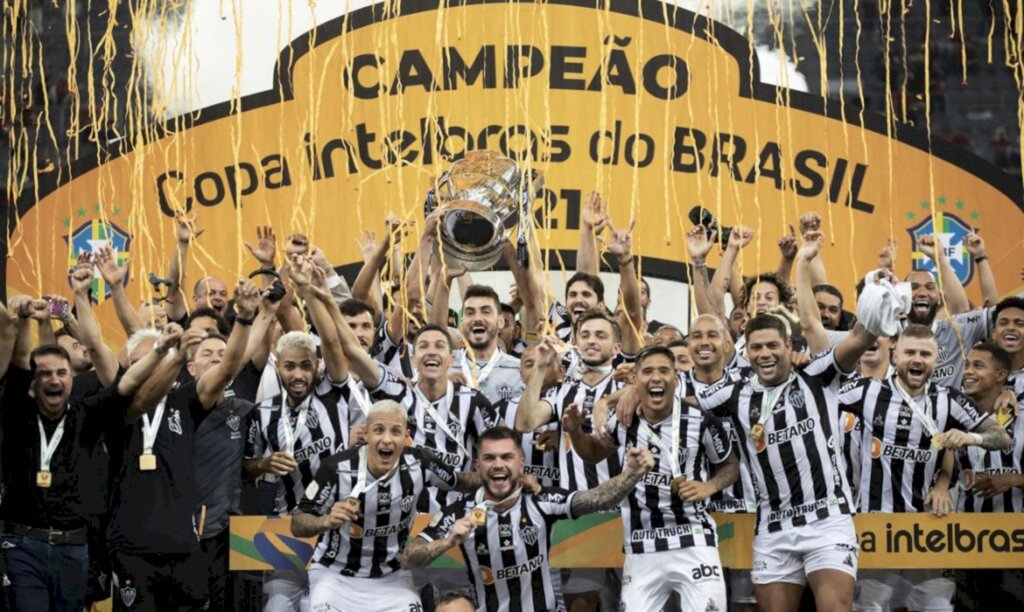 Atlético-MG vence o Athletico-PR e é bi da Copa do Brasil