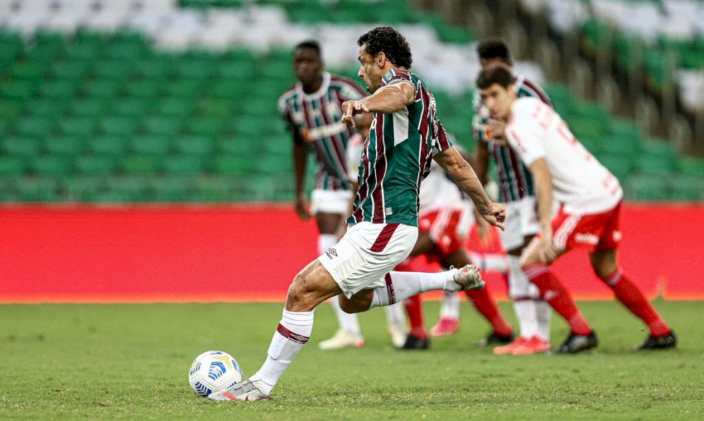 Fluminense vence o Internacional no Maracanã