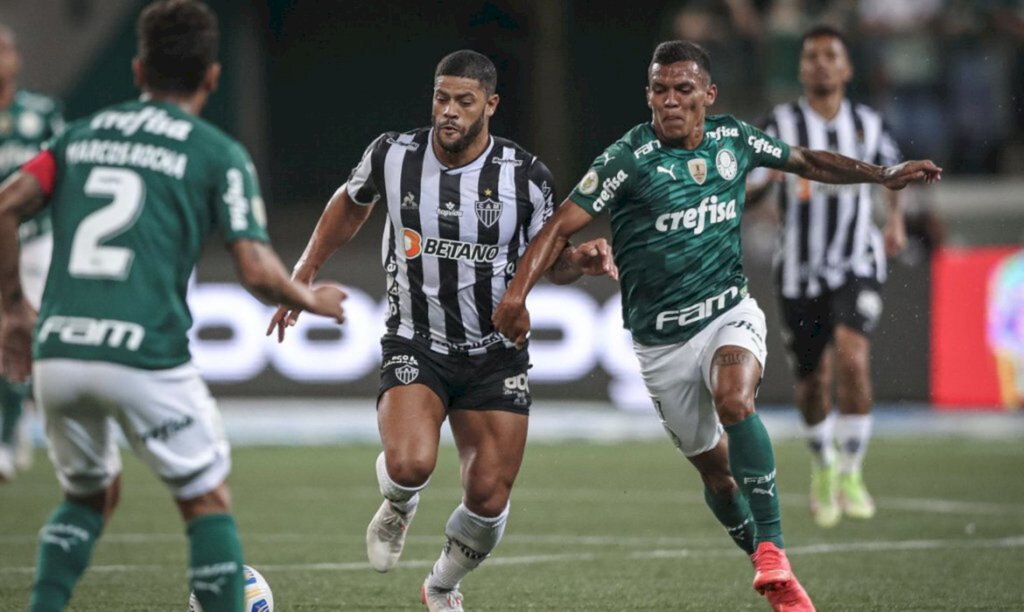 Atlético-MG empata com Palmeiras