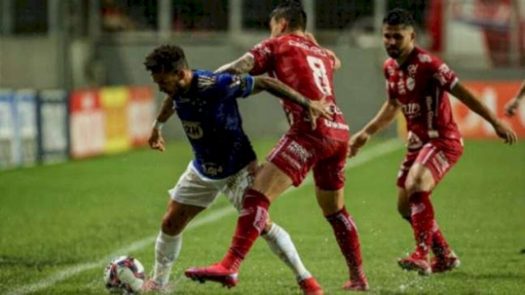 Empate entre Cruzeiro e Vila Nova-GO na Série B