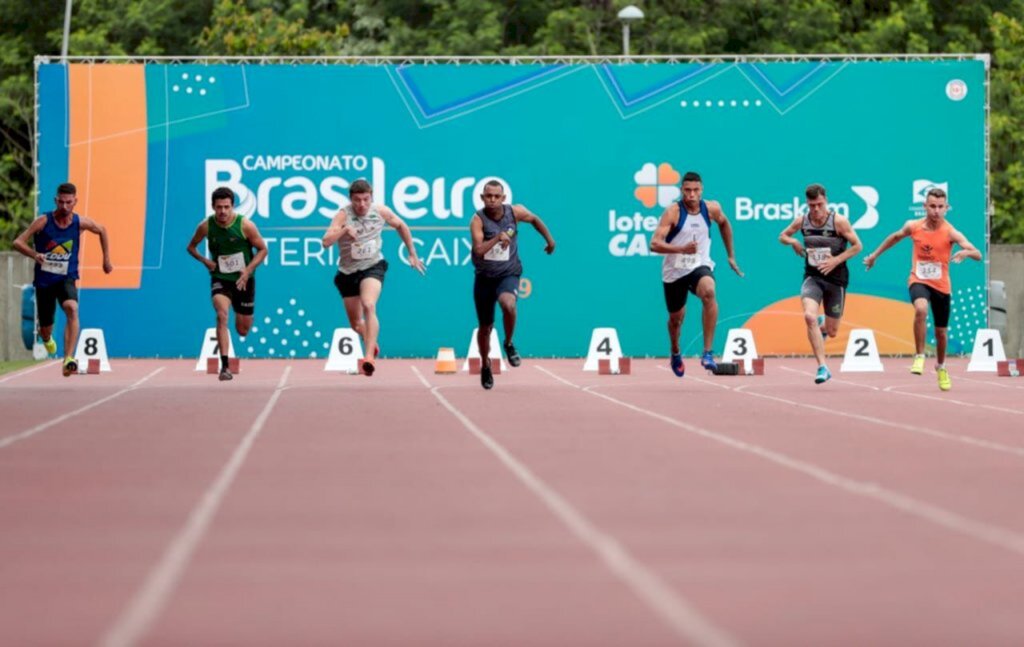 Atletas paralímpicos de Joinville participam de competições neste sábado