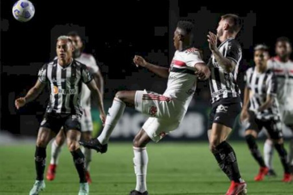 São Paulo e Atlético-MG empatam sem gols