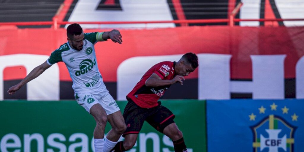 Chapecoense empata com América-MG