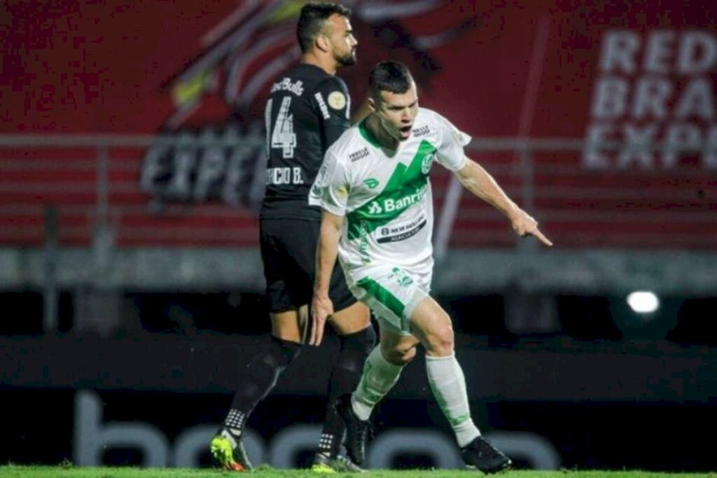 Juventude vence Bragantino de virada pelo Brasileirão