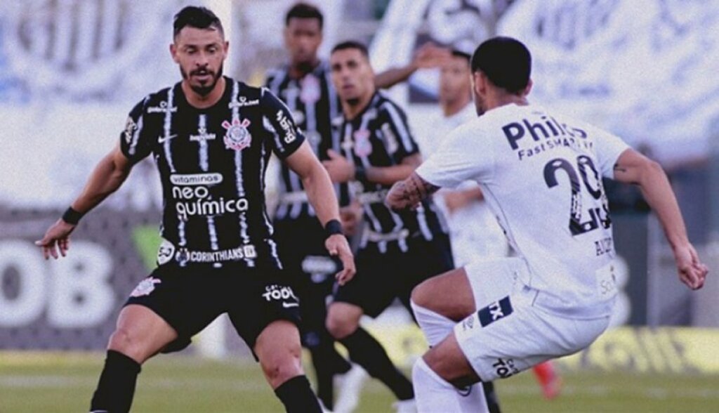 Corinthians e Santos empatam sem gols na Vila Belmiro